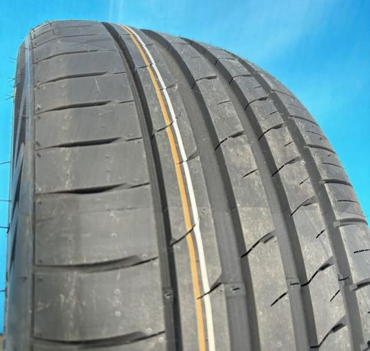 Tourador X Speed TU1 225/40 R18 92Y