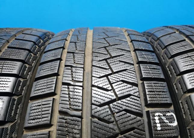 Pirelli Ice Asimmetrico 205/55 R16 92V