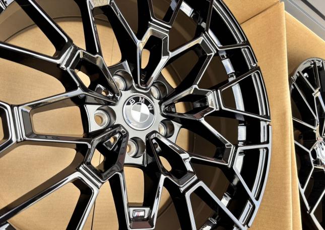 5x112 R19 разноширокие новые диски арт. 3209-19B-112