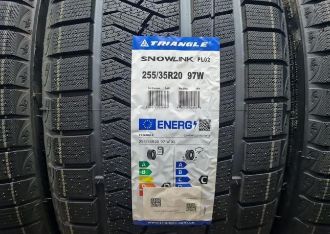 Triangle PL02 255/35 R20 97W