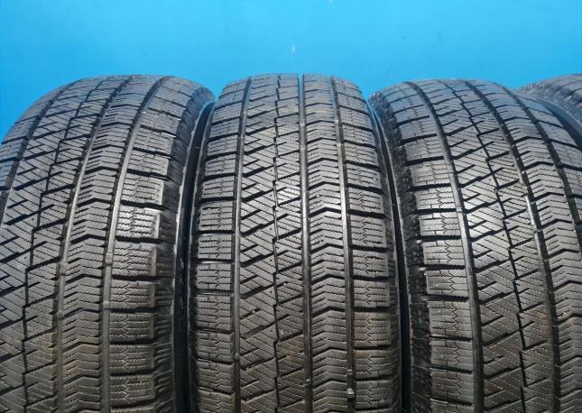 Bridgestone Blizzak VRX2 205/60 R16 92Q