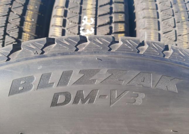 Bridgestone Blizzak DM-V3 235/65 R18 106Q