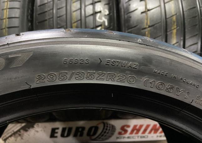 Bridgestone Potenza S007 255/40 R20 и 295/35 R20 101Y