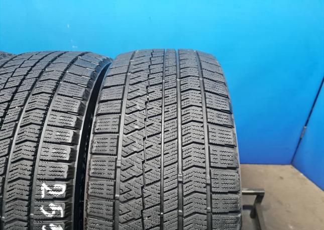 Bridgestone Blizzak VRX2 255/40 R18 и 225/45 R18 95Q