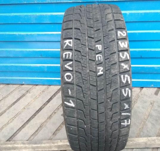 Bridgestone Blizzak Revo1 225/55 R17 96Q