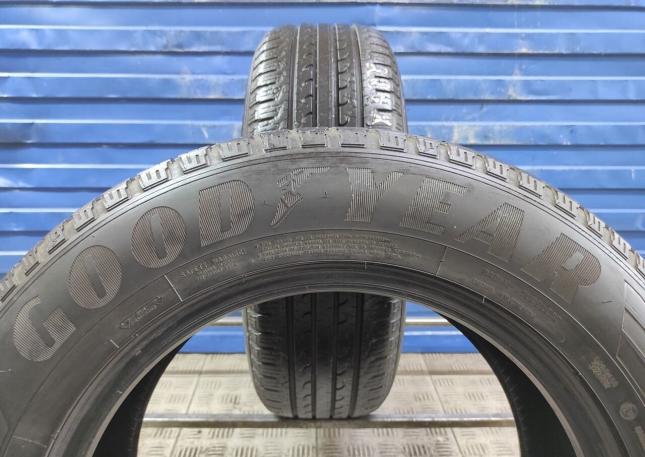 Goodyear EfficientGrip 225/65 R17 101Y