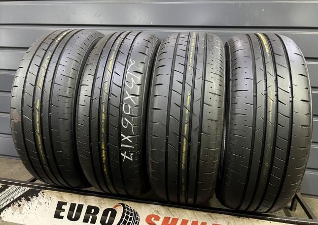 Bridgestone Playz PX-RV II 215/55 R17 94V