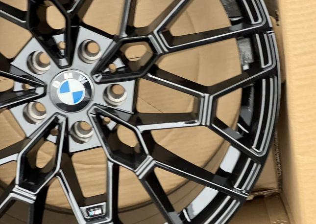 5x112 R19 разноширокие новые диски арт. 013-19KR BMW