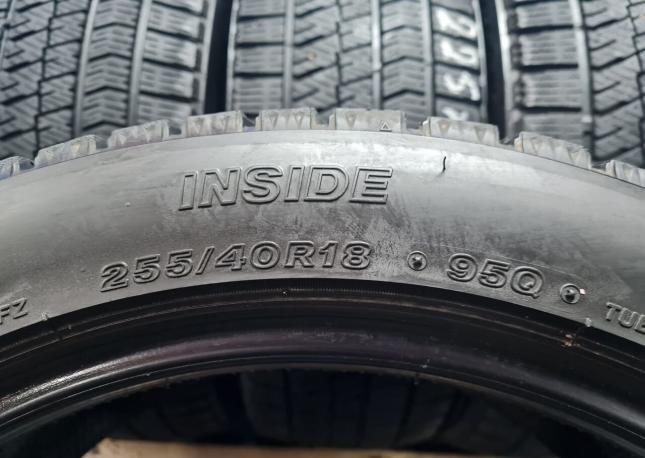 Bridgestone Blizzak VRX2 255/40 R18 и 225/45 R18 95Q