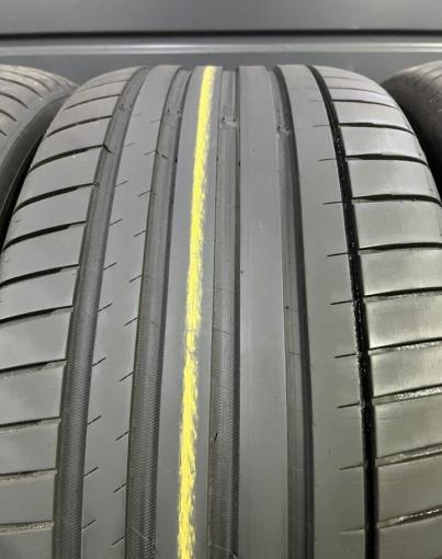 Michelin Pilot Sport 4 SUV 285/50 R20 116W