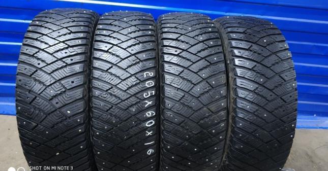 Goodyear Ultragrip Ice Arctic 205/60 R16 92V