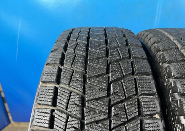 Bridgestone Blizzak DM-V1 215/65 R16 98Q