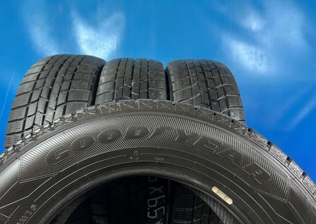 Goodyear Ice Navi 6 215/65 R16 98Q