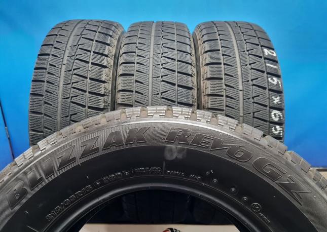 Bridgestone Blizzak Revo GZ 215/65 R16 98Q