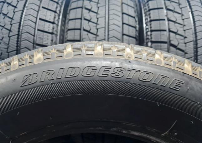 Bridgestone Blizzak VRX 215/60 R16 97Q