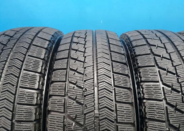 Bridgestone Blizzak VRX 215/65 R16 98Q