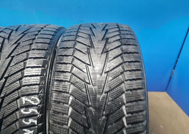 Hankook Winter I&#39;Cept IZ2 255/40 R19 100H