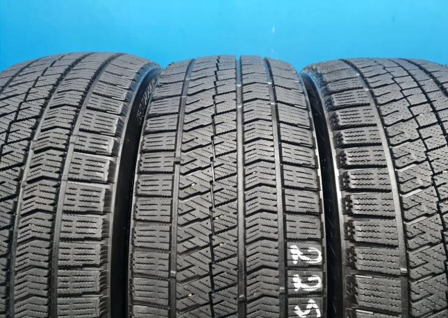 Bridgestone Blizzak VRX2 255/40 R18 и 225/45 R18 95Q