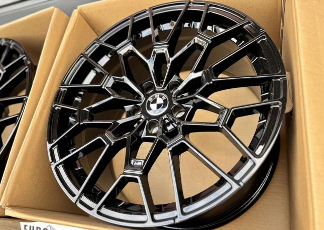5x112 R19 разноширокие новые диски арт. 3209-19B-112