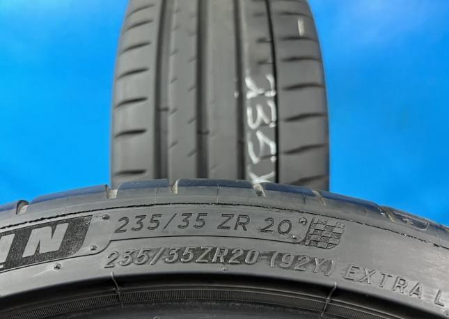 Michelin Pilot Sport 4 S 235/35 R20 93Y