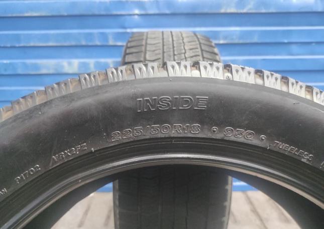 Bridgestone Blizzak VRX2 225/50 R18 95R