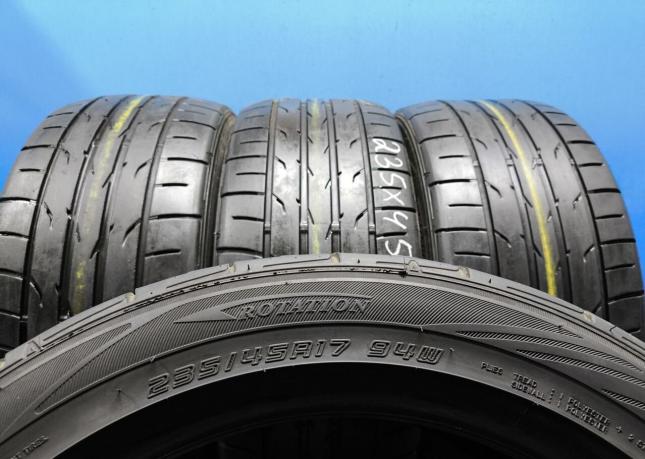 Dunlop Direzza DZ102 235/45 R17 94W