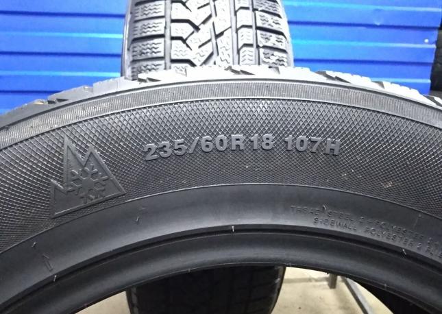 Marshal I&#39;Zen RV KC15 235/60 R18 107V