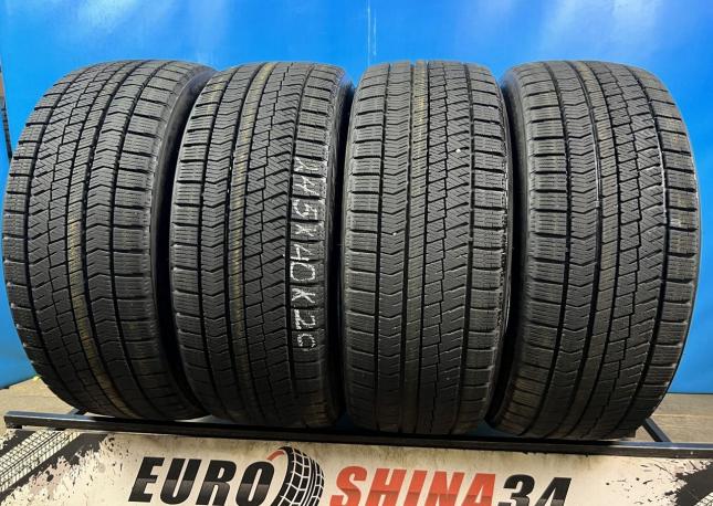 Bridgestone Blizzak VRX2 245/40 R20 95R