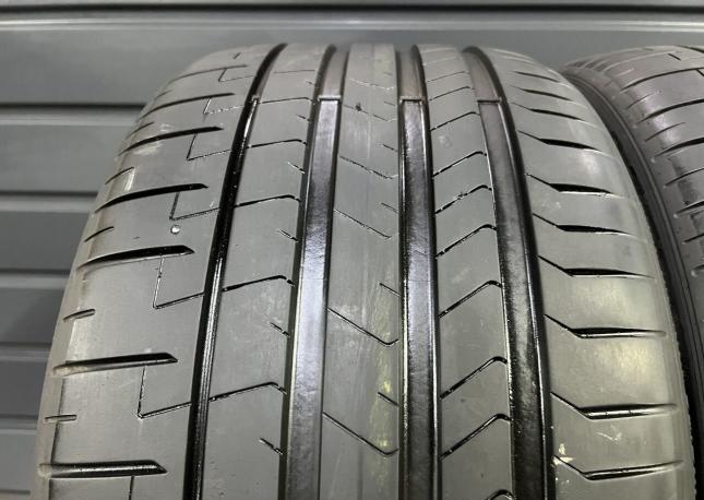 Pirelli P Zero PZ4 285/30 R21 100Y