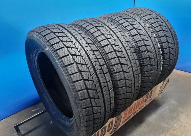 Bridgestone Blizzak VRX 215/60 R16 97Q