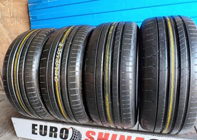 Pirelli P Zero PZ4 235/35 R20 92Y