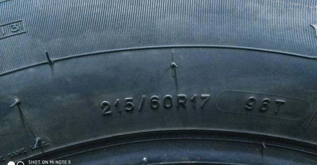 Michelin X-Ice 3 215/60 R17 99W