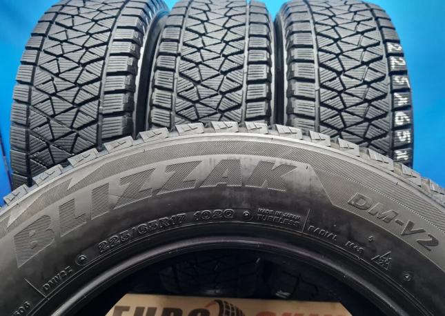 Bridgestone Blizzak DM-V2 225/65 R17 102Q