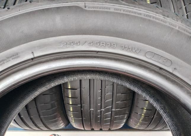 Goodyear Eagle F1 Asymmetric 2 SUV 255/55 R19 111W