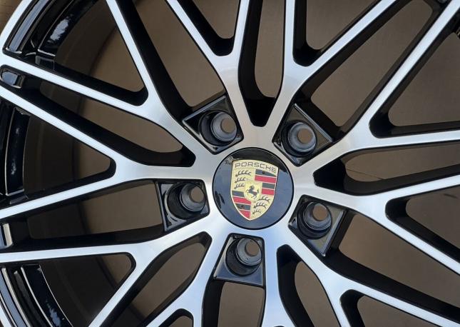 R20 5х130 новые диски Porsche арт.3082-20130 BM