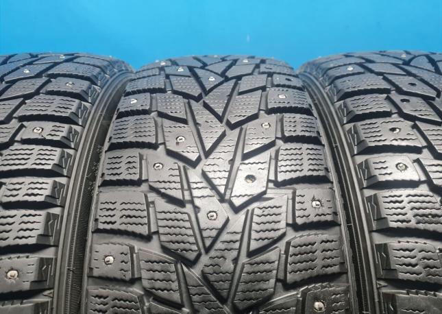 Dunlop SP Winter Ice 02 205/50 R16 93T