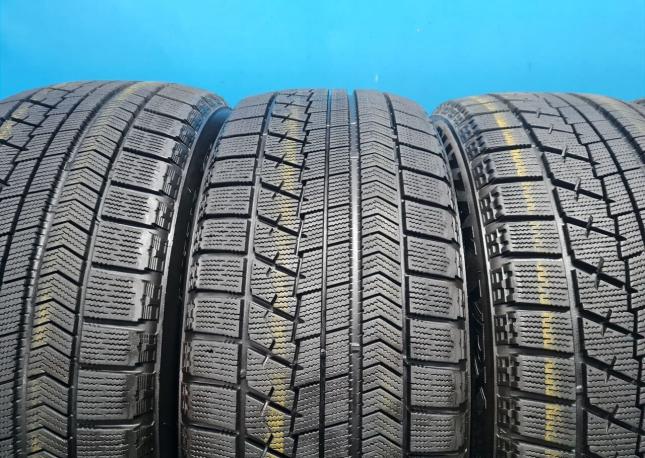 Bridgestone Blizzak VRX 235/50 R18 97Q