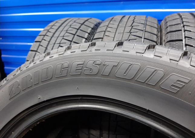 Bridgestone Blizzak Revo GZ 225/55 R17 97Q