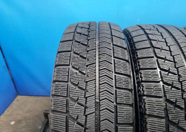 Bridgestone Blizzak VRX 215/65 R16 98Q