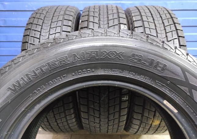 Dunlop Winter Maxx SJ8 225/65 R17 102Q