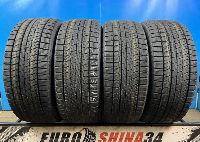 Bridgestone Blizzak VRX2 245/45 R19 98Q