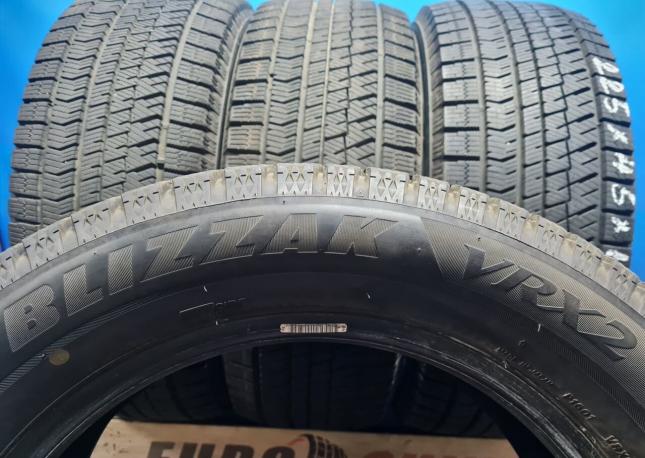 Bridgestone Blizzak VRX2 225/55 R17 97Q