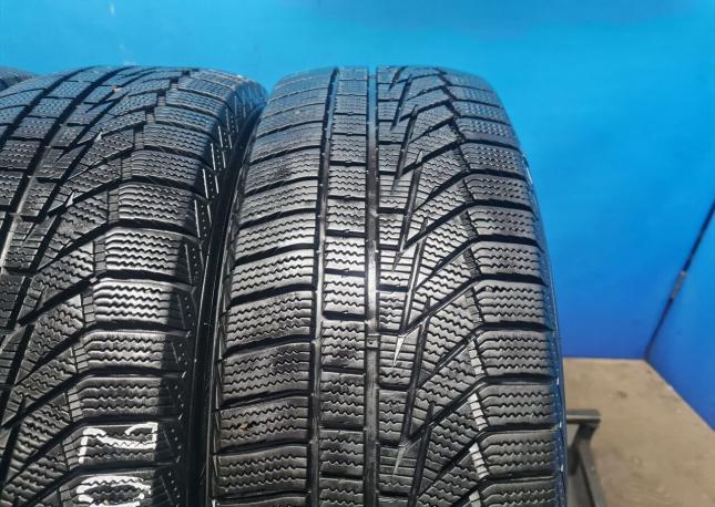 Hankook Winter I&#39;Cept IZ2A 205/60 R16 96T