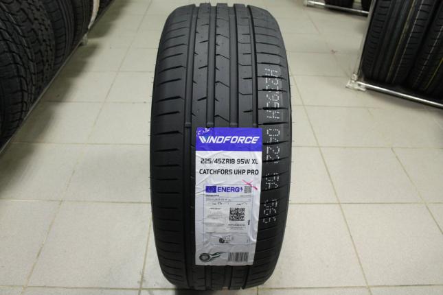 Windforce Catchfors UHP Pro 225/45 R18 95W