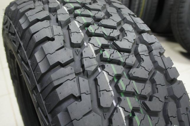 Comforser CF1100 245/70 R16 111T