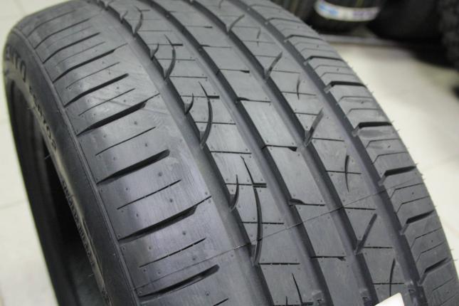 Fortune FSR702  225/40 R18 92Y