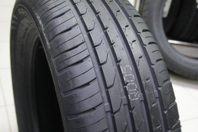 Maxxis Premitra HP5  215/60 R17 96H