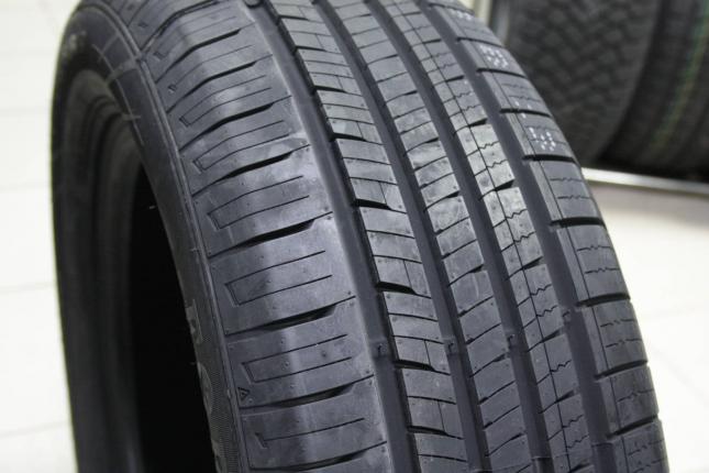 Fortune FSR602  215/60 R17 95V