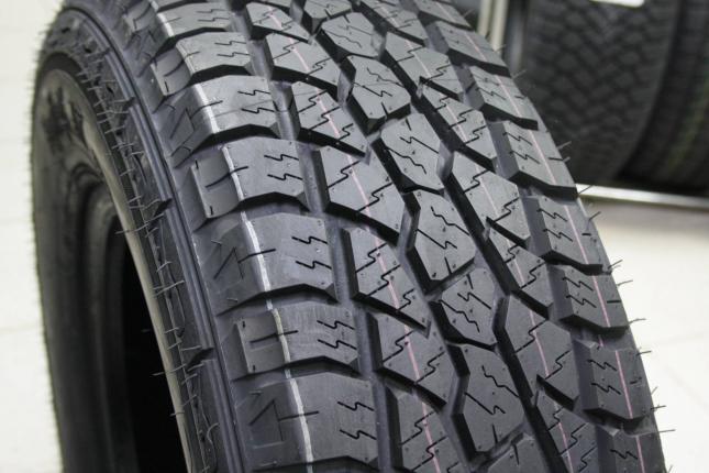 Triangle TR292  235/75 R15 110/107S