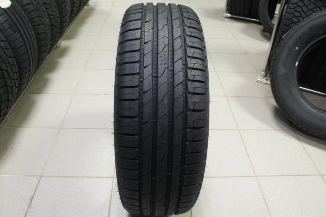 Ikon Tyres Character Aqua 215/65 R16 98H